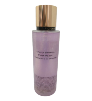 VSI-0123_Victorias_Secret_-_Love_Spell_Shimmer_250ml_1